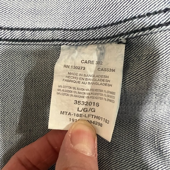 Lee Denim Jacket - Picture 9 of 9